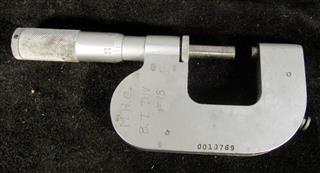 LOT 5 VINTAGE FEDERAL MACHINIST TOOLS - ONE FEDERAL .0001
